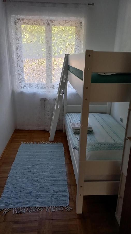 Apartma Nona Roza Zgornje Skofije Exterior foto